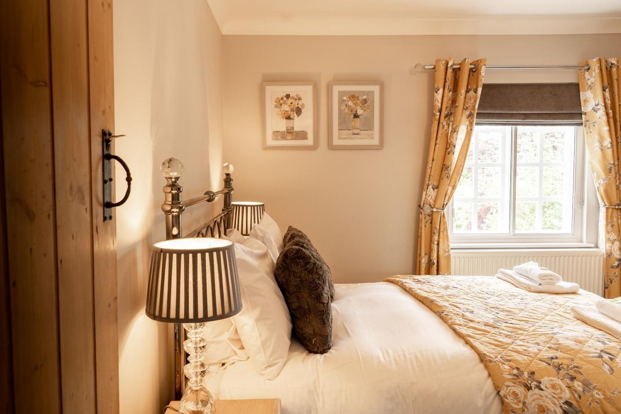 Cosy 2 Bed Cottage In Charming Village Of Christleton - For Up To 5 Екстериор снимка