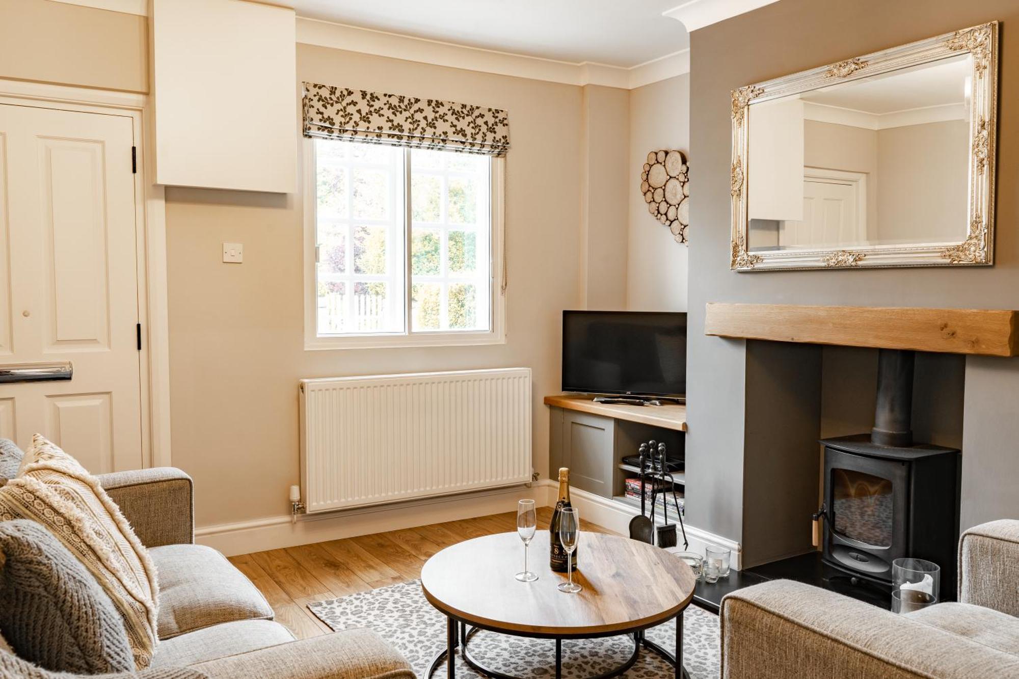 Cosy 2 Bed Cottage In Charming Village Of Christleton - For Up To 5 Екстериор снимка